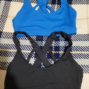 Girls Large sports bra lot